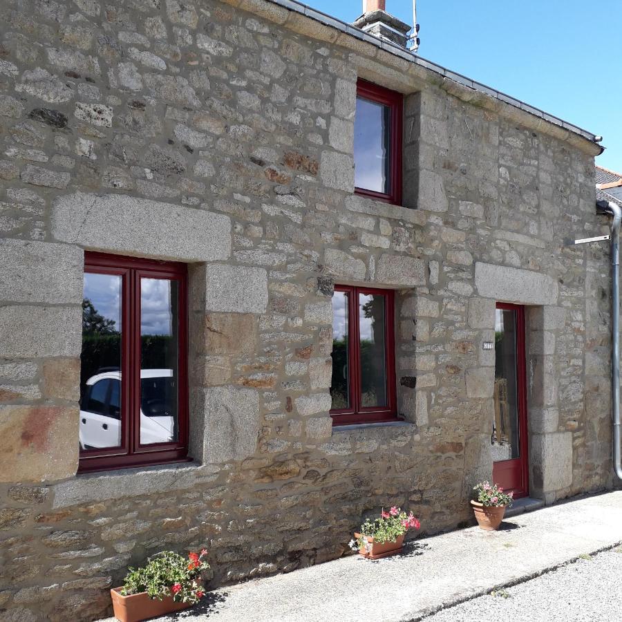 Gite Le Grehando Le Guerno Exterior photo